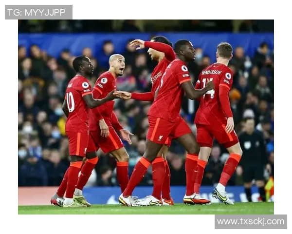 曼城与利物浦历史交锋回顾及战绩分析探讨