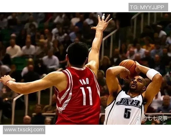 姚明与布泽尔的篮球传奇对决：两位巨星的巅峰时刻与友谊故事